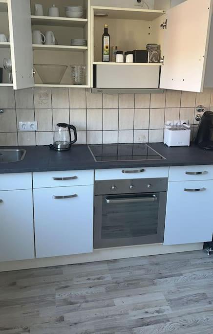 Theox Apartment No 8 - 90Qm Mit 2 Schlafzimmern Und 5 Betten Duisburg Bagian luar foto