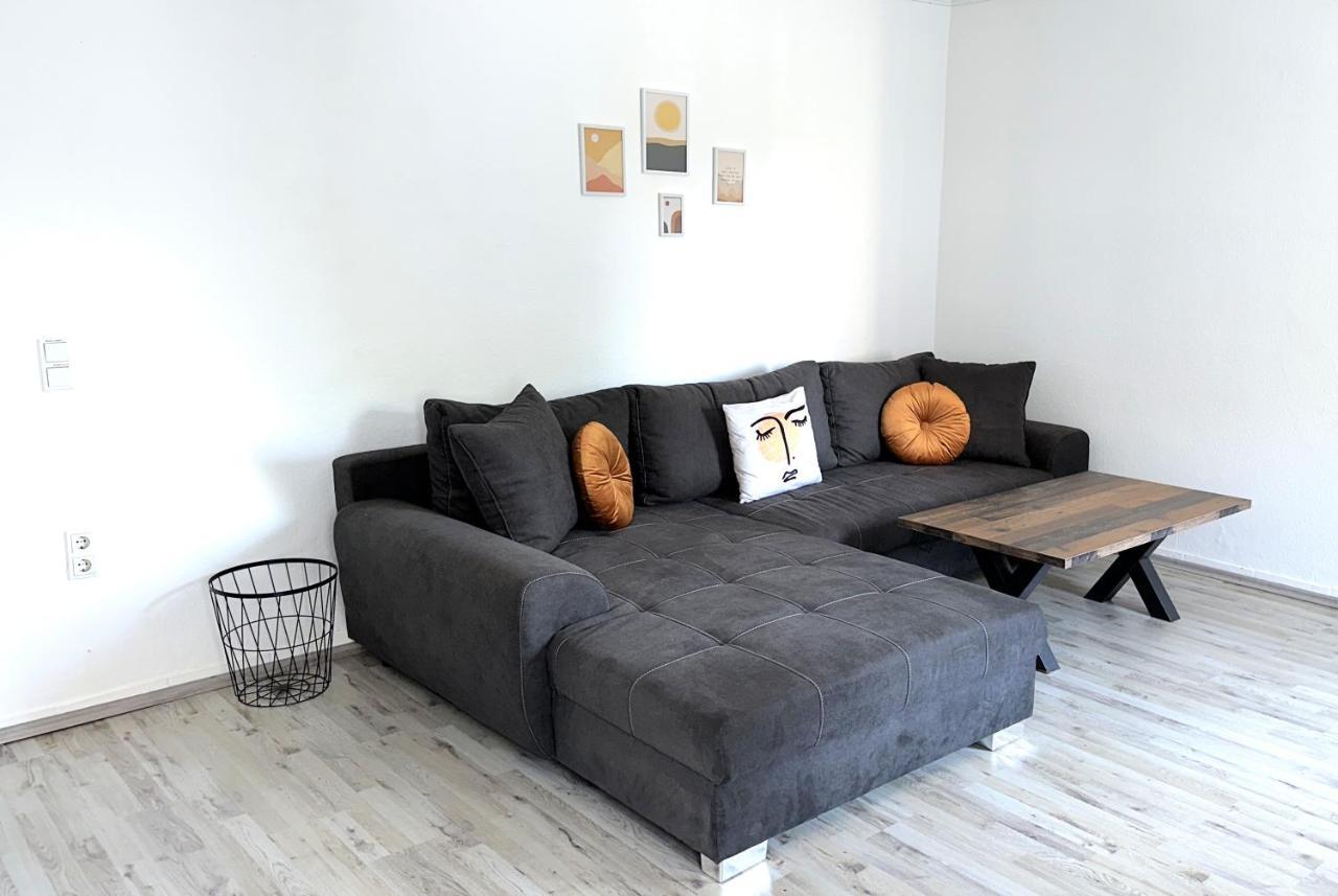 Theox Apartment No 8 - 90Qm Mit 2 Schlafzimmern Und 5 Betten Duisburg Bagian luar foto